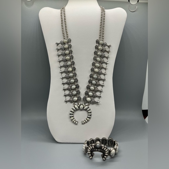 White Turquoise Bohemian Necklace and Bracelet - Picture 2 of 5